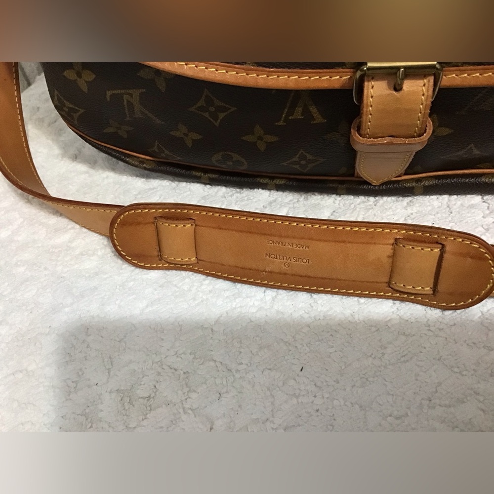 Louis Vuitton bags - Picture 8 of 15